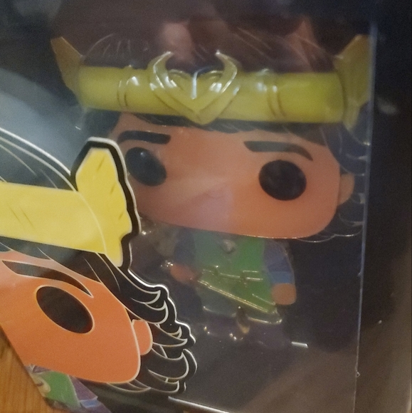Funko Pop! Marvel Studios LOKI SE - KID LOKI Pin with Stand Target Exclusive NIB - Picture 8 of 9